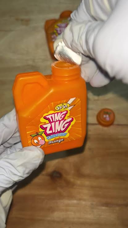 jojo ting zing orange  powder gum